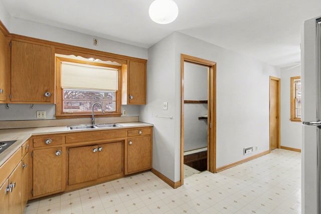 1294 Hall Avenue, West Saint Paul, MN 55118