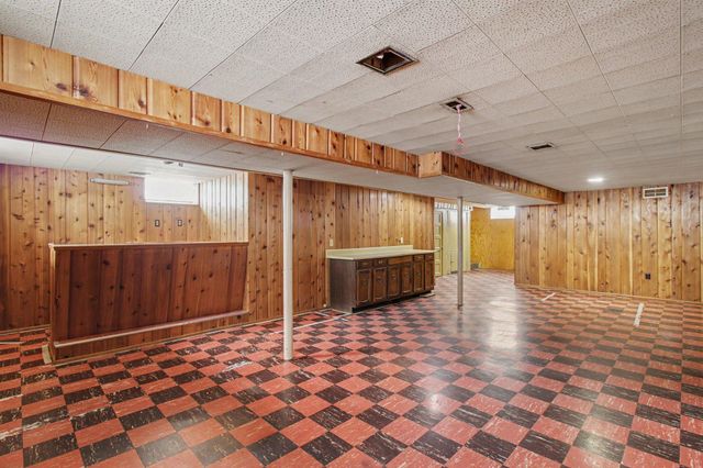 1294 Hall Avenue, West Saint Paul, MN 55118