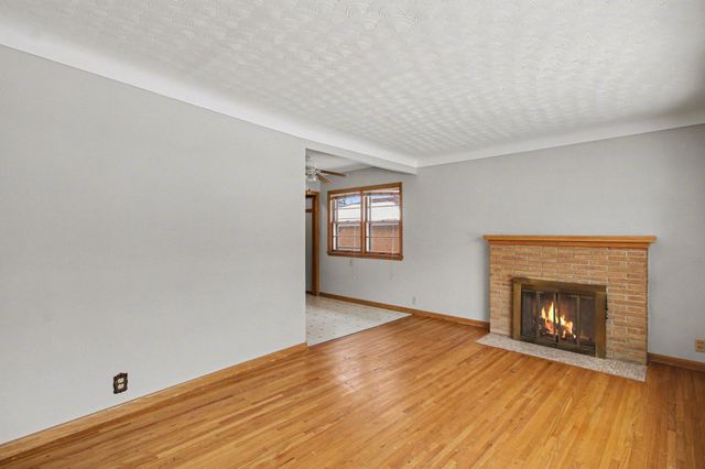 1294 Hall Avenue, West Saint Paul, MN 55118