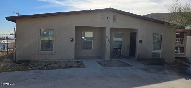 2524 Porter Avenue B, El Paso, TX 79930