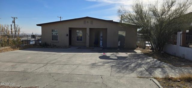 2524 Porter Avenue B, El Paso, TX 79930