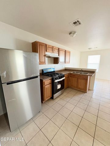 2524 Porter Avenue B, El Paso, TX 79930