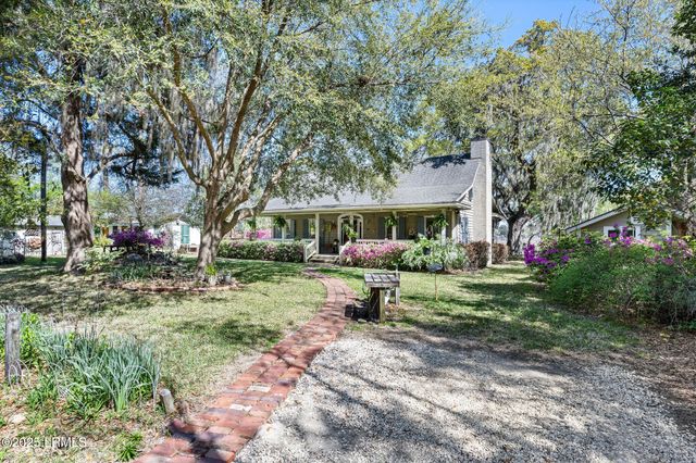 139 Cherry Point Road, Okatie, SC 29909