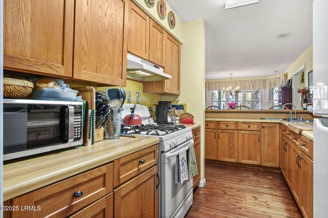 139 Cherry Point Road, Okatie, SC 29909
