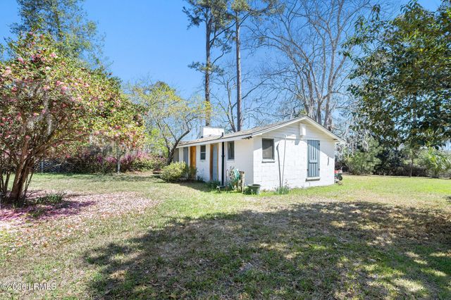 139 Cherry Point Road, Okatie, SC 29909