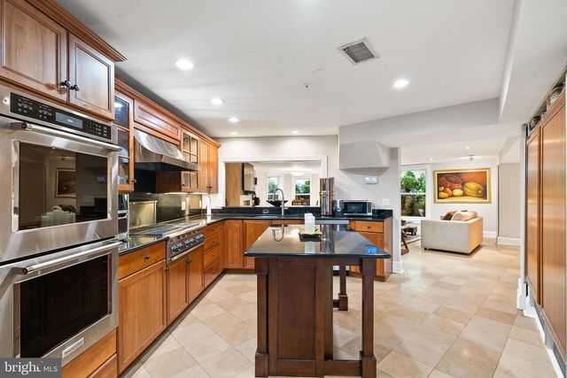 2131 S ST NW, Washington, DC 20008