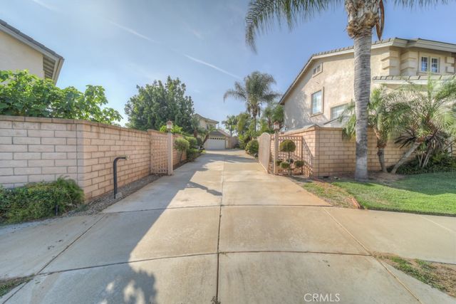 1829 Newcastle, San Dimas, CA 91773