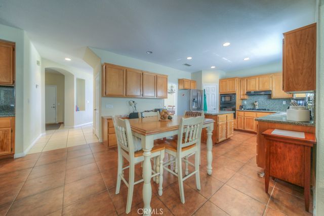 1829 Newcastle, San Dimas, CA 91773