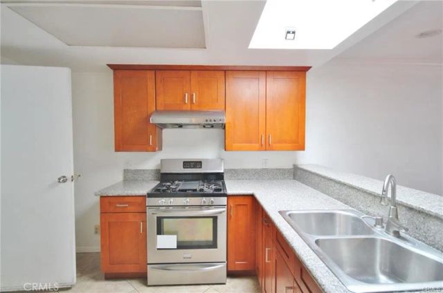 918 S Garfield Avenue, Monterey Park, CA 91754