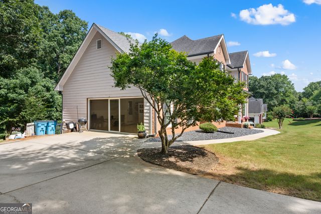 1620 Woodridge Bend, Mcdonough, GA 30252