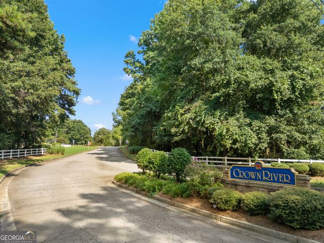 1620 Woodridge Bend, Mcdonough, GA 30252