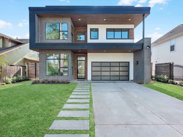 963 W 41st Street, Houston, TX 77018