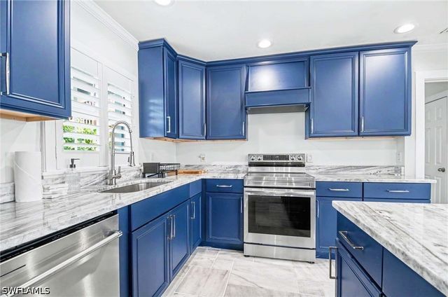 112 Capri BLVD, Naples, FL 34113