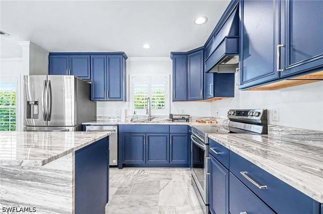 112 Capri BLVD, Naples, FL 34113