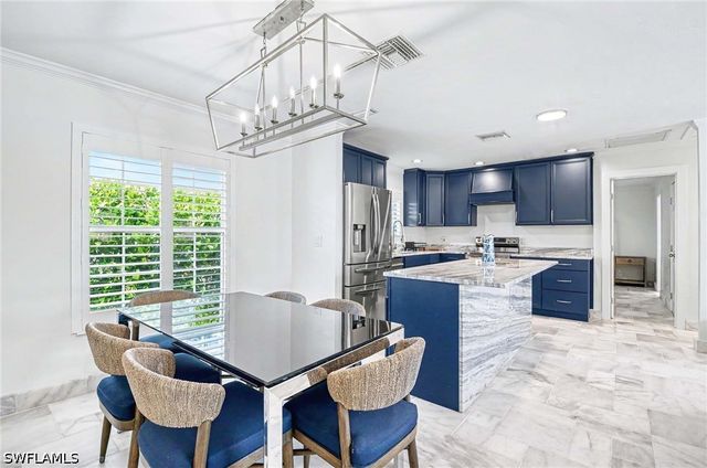 112 Capri BLVD, Naples, FL 34113