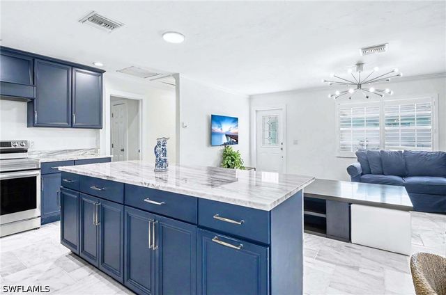 112 Capri BLVD, Naples, FL 34113