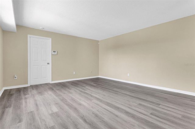 11 WINDTREE LANE B, Winter Garden, FL 34787