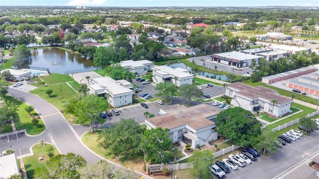 11 WINDTREE LANE B, Winter Garden, FL 34787