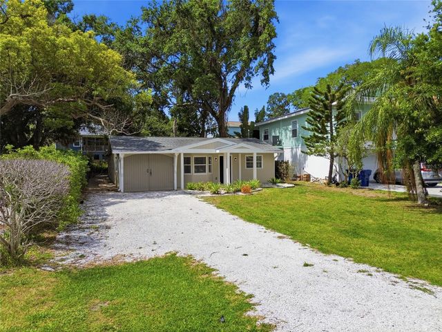 125 CRYSTAL BEACH AVENUE, Crystal Beach, FL 34681