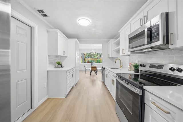 125 CRYSTAL BEACH AVENUE, Crystal Beach, FL 34681
