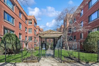 908 W Sunnyside Avenue 2C, Chicago, IL 60640
