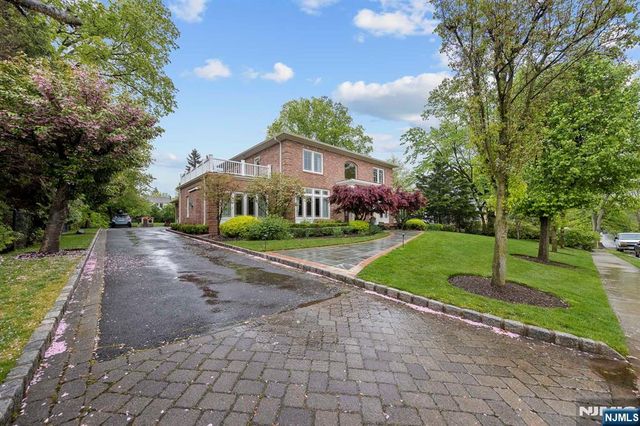 67 Norman Place, Tenafly, NJ 07670
