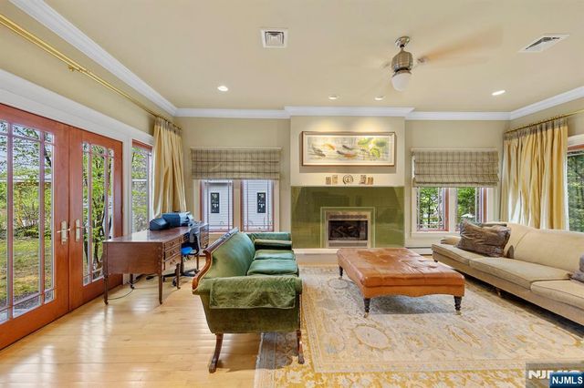 67 Norman Place, Tenafly, NJ 07670