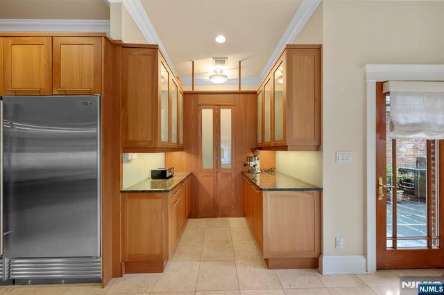 67 Norman Place, Tenafly, NJ 07670