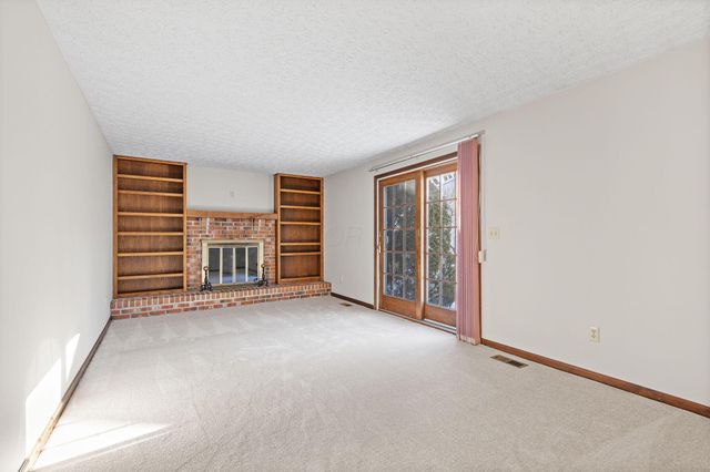 5000 Honeysuckle Boulevard, Columbus, OH 43230