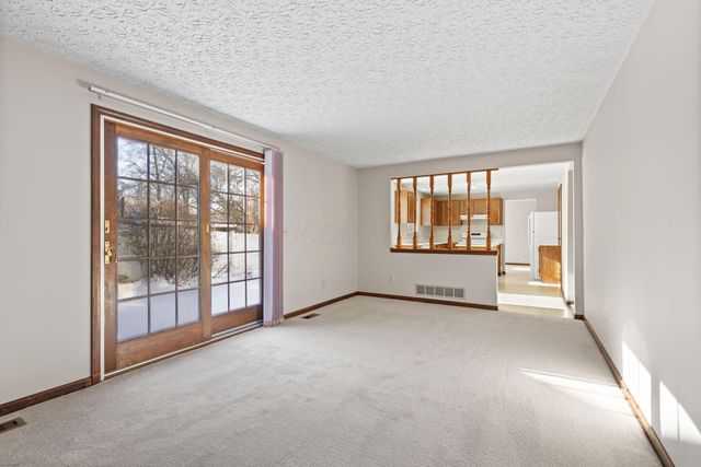 5000 Honeysuckle Boulevard, Columbus, OH 43230