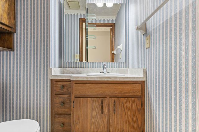 5000 Honeysuckle Boulevard, Columbus, OH 43230