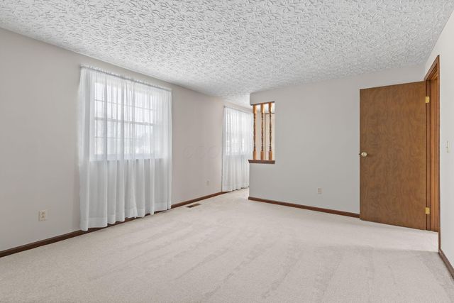 5000 Honeysuckle Boulevard, Columbus, OH 43230