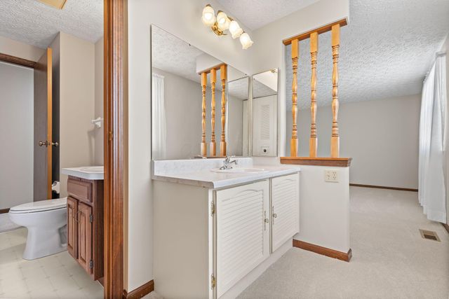 5000 Honeysuckle Boulevard, Columbus, OH 43230