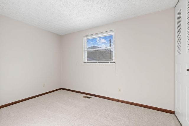 5000 Honeysuckle Boulevard, Columbus, OH 43230