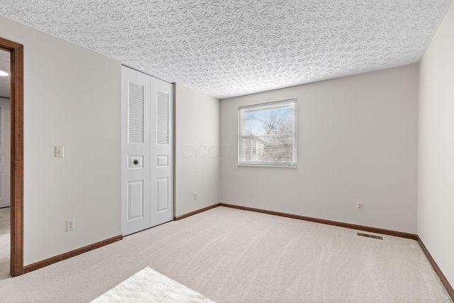 5000 Honeysuckle Boulevard, Columbus, OH 43230