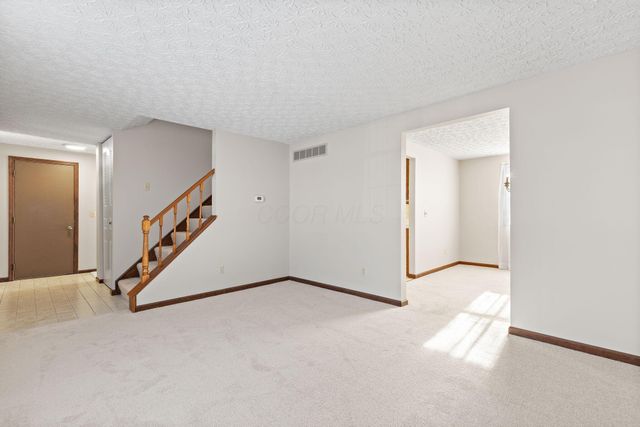 5000 Honeysuckle Boulevard, Columbus, OH 43230