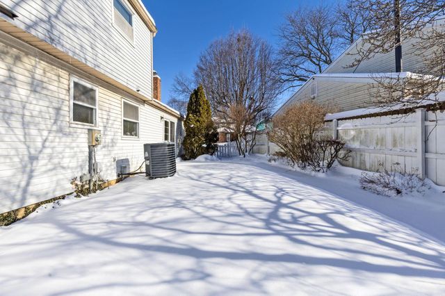 5000 Honeysuckle Boulevard, Columbus, OH 43230