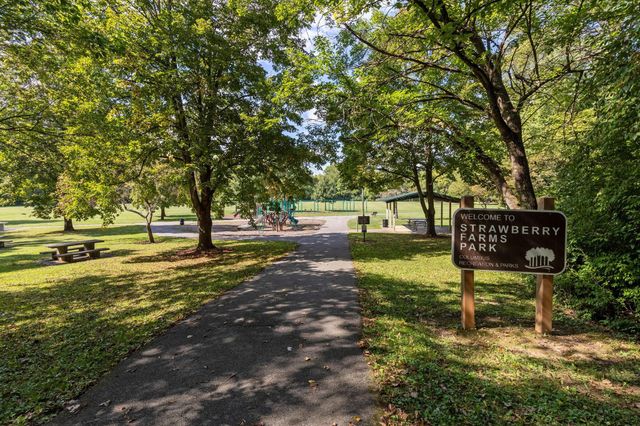 5000 Honeysuckle Boulevard, Columbus, OH 43230