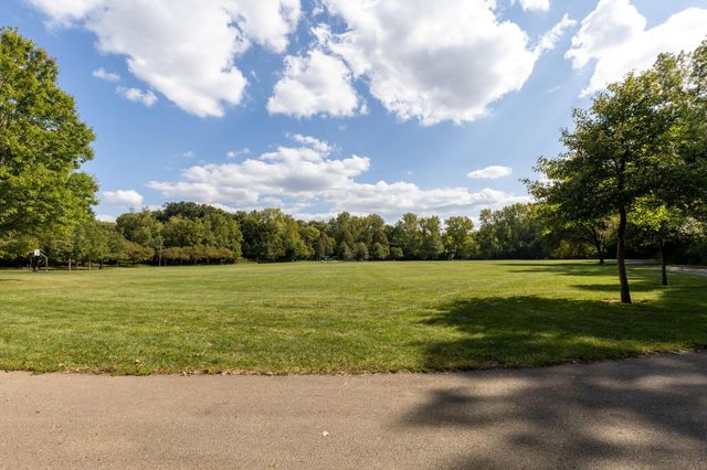 5000 Honeysuckle Boulevard, Columbus, OH 43230