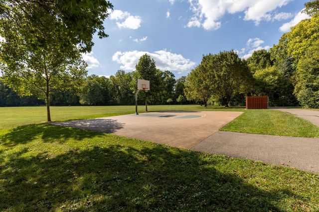 5000 Honeysuckle Boulevard, Columbus, OH 43230