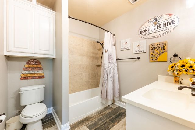 173 Rs County Road 2365, Alba, TX 75410