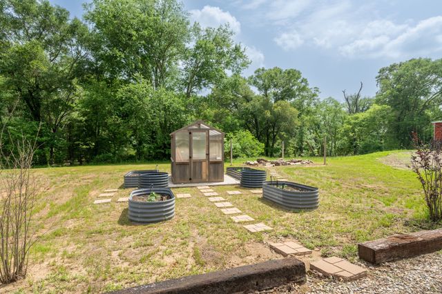 173 Rs County Road 2365, Alba, TX 75410