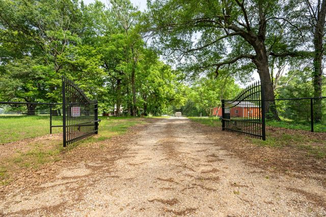 173 Rs County Road 2365, Alba, TX 75410