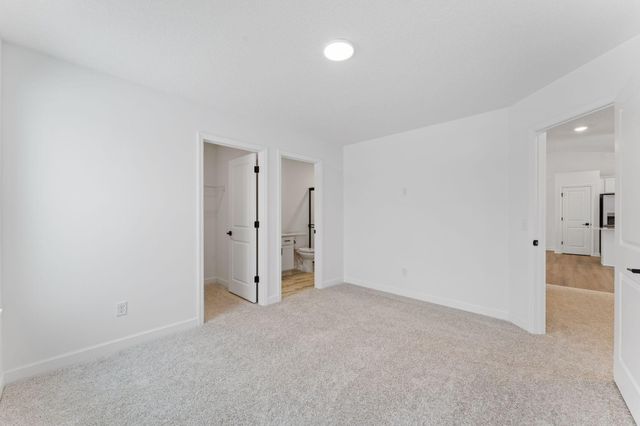 1245 Deerpath Drive NE, Hanover, MN 55341