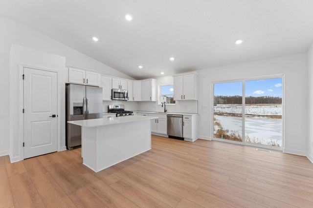 1245 Deerpath Drive NE, Hanover, MN 55341