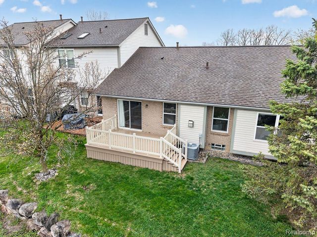22787 Woodcreek Drive, Taylor, MI 48180