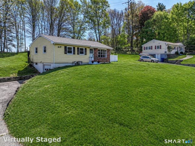 115 Wynwood Drive, New Milford, CT 06776