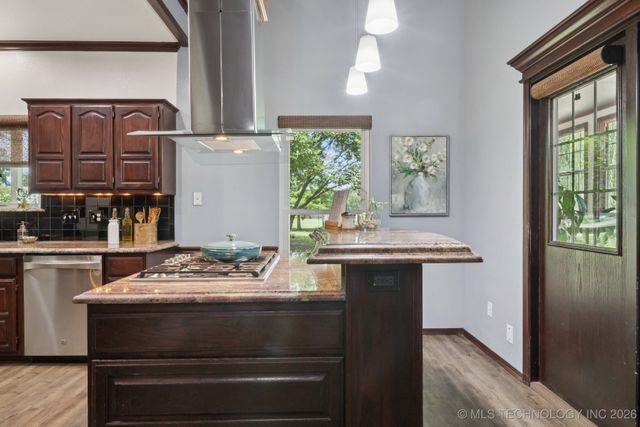 10102 N 147th East Avenue, Owasso, OK 74055