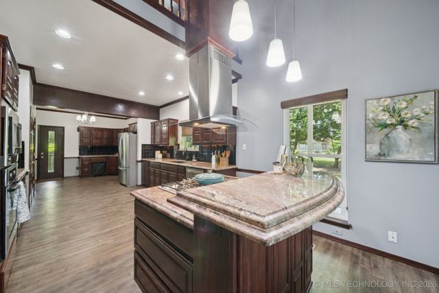 10102 N 147th East Avenue, Owasso, OK 74055