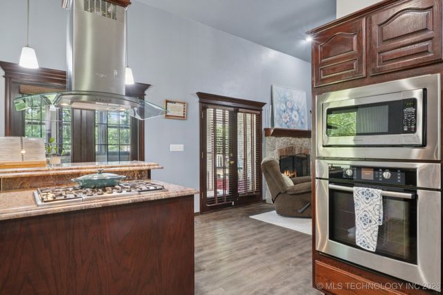 10102 N 147th East Avenue, Owasso, OK 74055